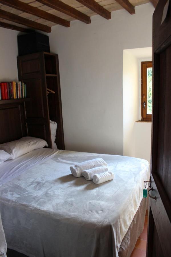 Convento Dei Cappuccini Hostal Tolfa
